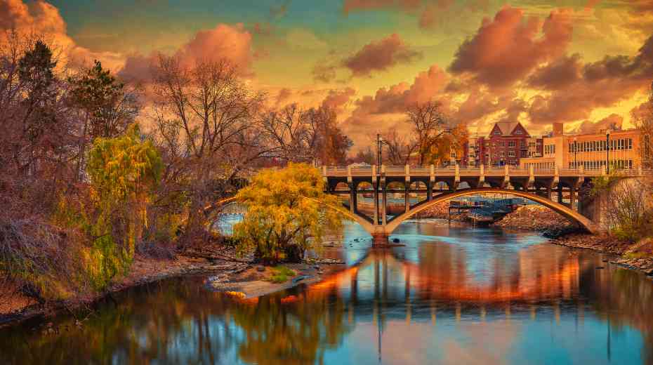 Anoka Halloween town in the USA, Anoka Minnesota