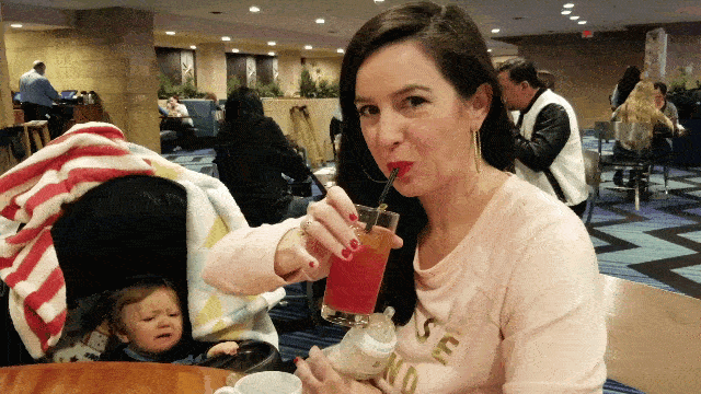 Breakfast in Las Vegas with a baby