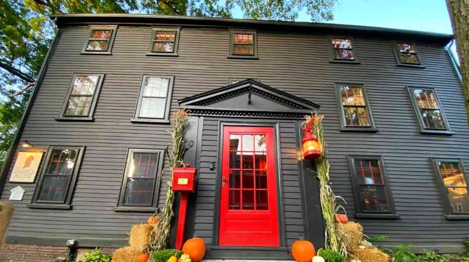Daniels House Bed and Breakfast Salem MA