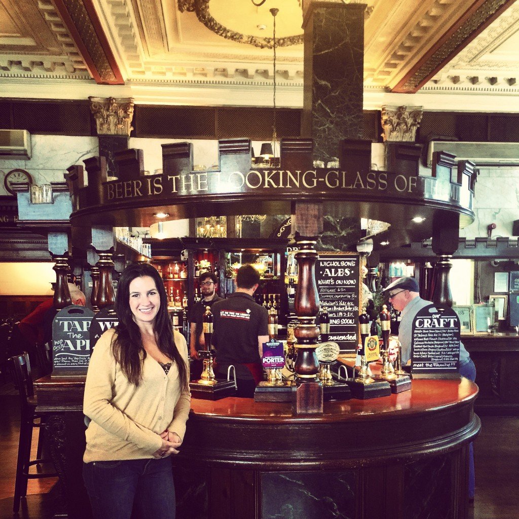 family friendly drum and monkey pub and restaurant glasgow scotland