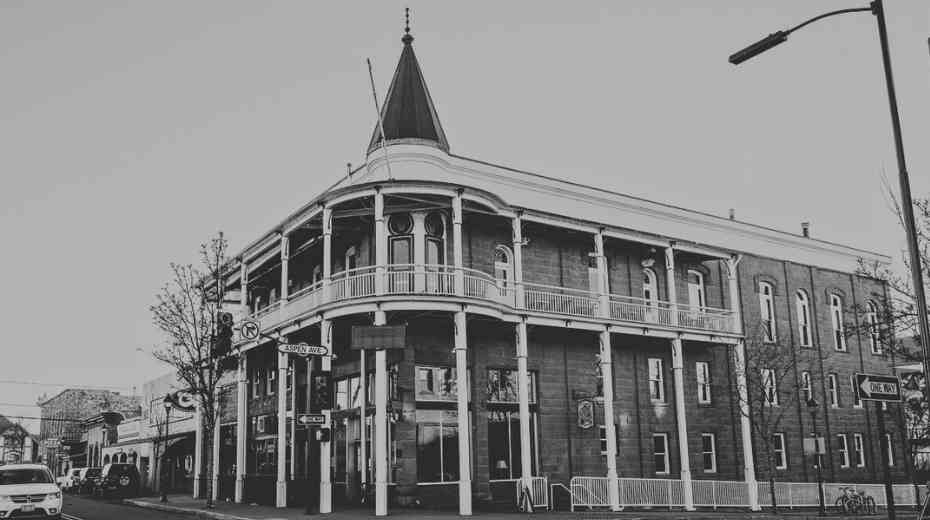 Haunted Weatherford Hotel in Arizona
