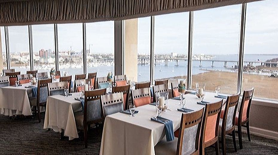 Holiday Inn Charleston Harborview Restaurant