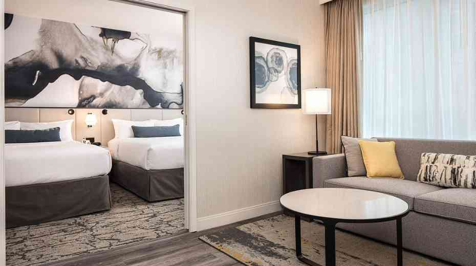 delta hotels by marriott vancouver downtown suites family rooms