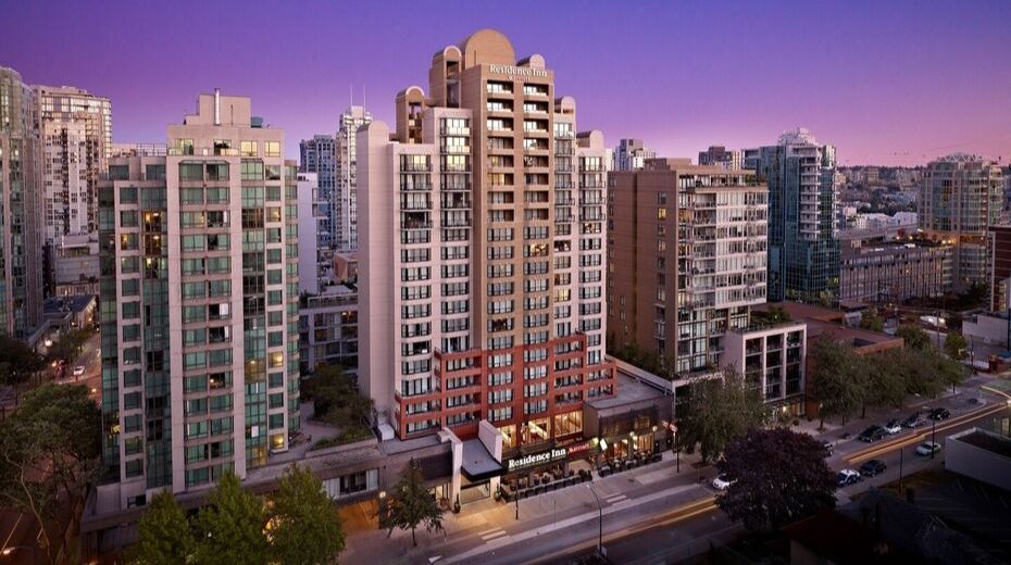 Residence Inn Downtown Vancouver Hotel