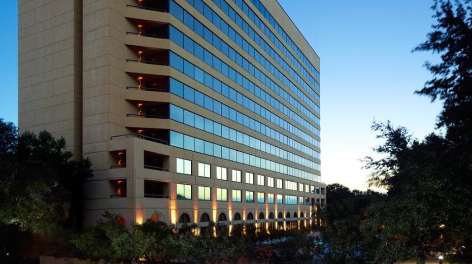 Front of Omni Austin Southpark Hotel