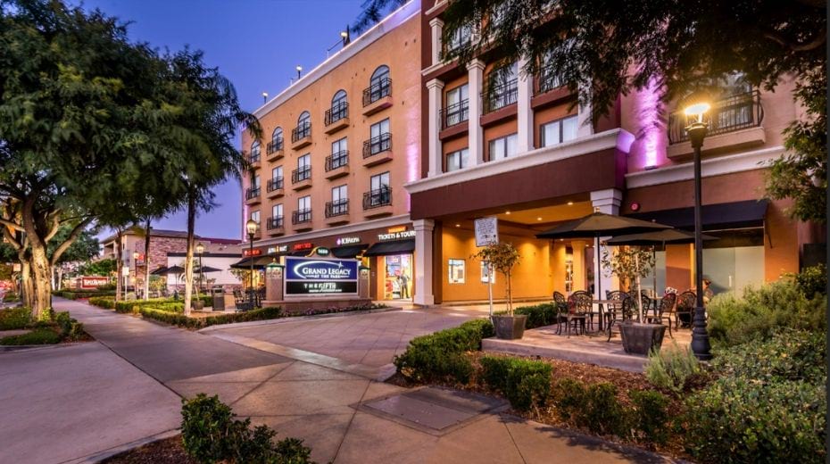 Grand Legacy at the Park Anaheim hotel for kids