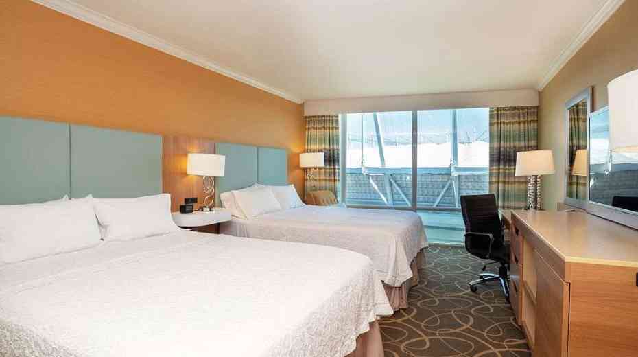 Courtesy of Hampton Inn Vancouver rooms