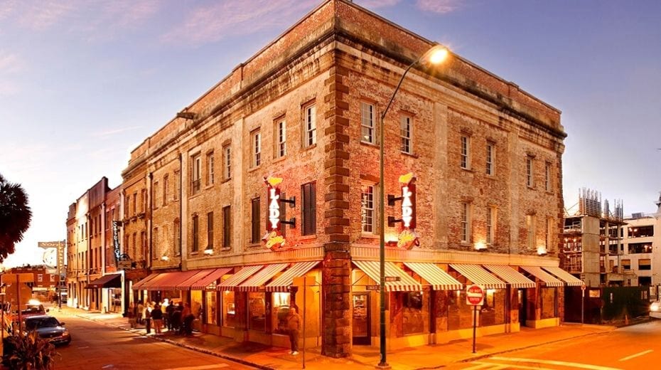 family friendly restaurants savannah lady and sons