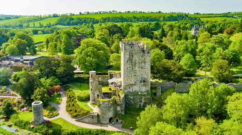 Blarney Castle Small Group Ireland Tour 