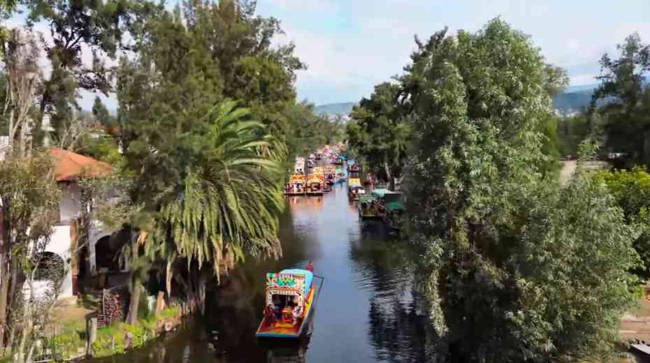 How to get to Isla de las Munecas